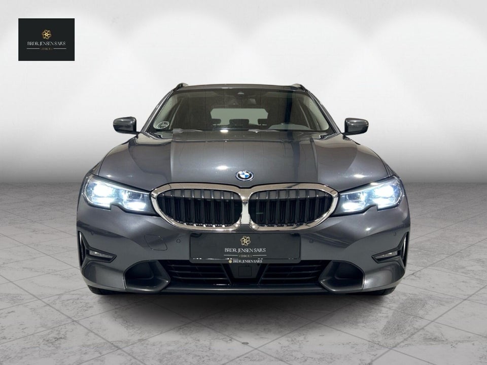 BMW 330e 2,0 Touring Sport Line aut. 5d