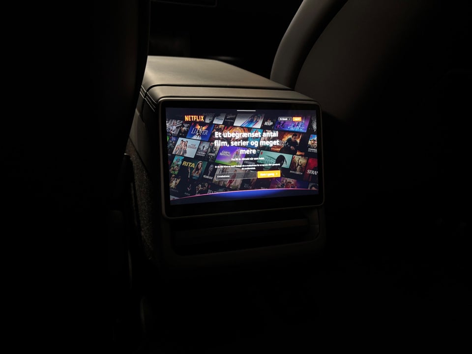 Tesla Model 3 RWD 4d