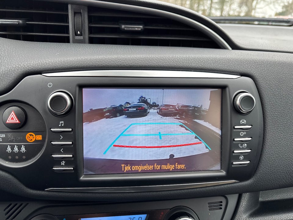 Toyota Yaris 1,5 Hybrid H1 e-CVT 5d