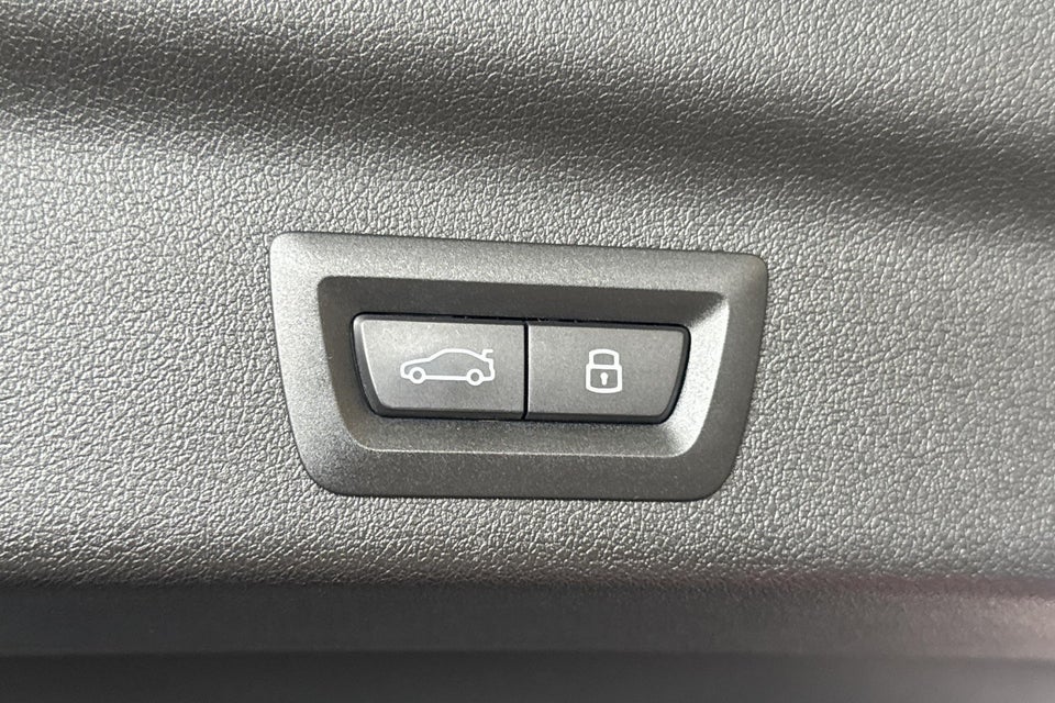BMW iX1 eDrive20 M-Sport 5d
