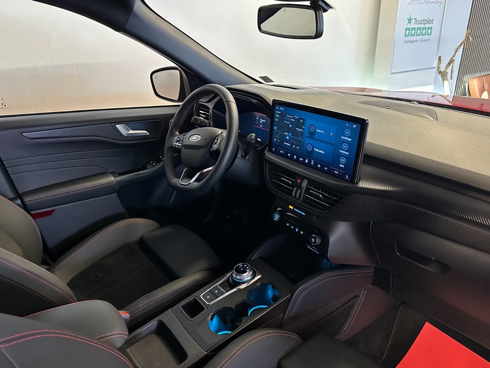 Ford Kuga 2,5 HEV ST-Line X CVT 5d