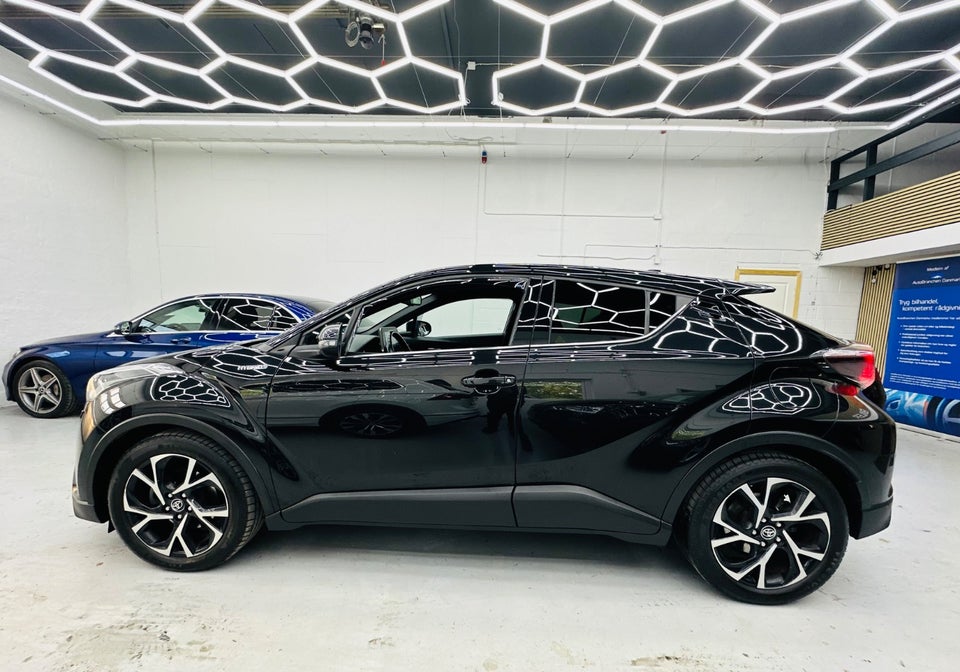 Toyota C-HR 1,8 Hybrid C-HIC CVT 5d