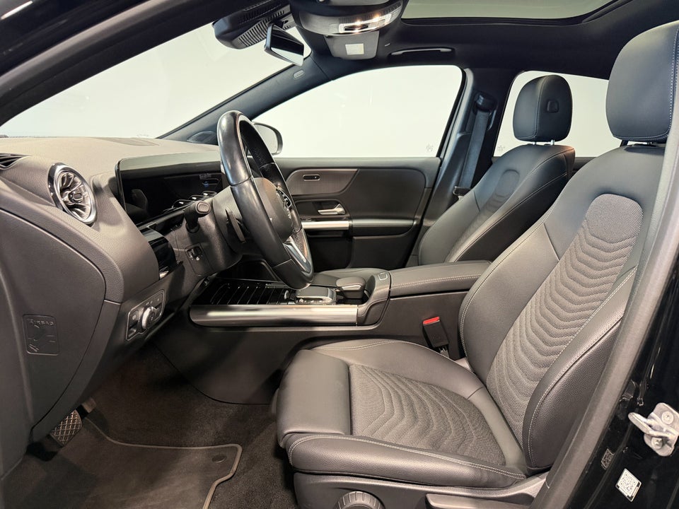 Mercedes EQA250 5d
