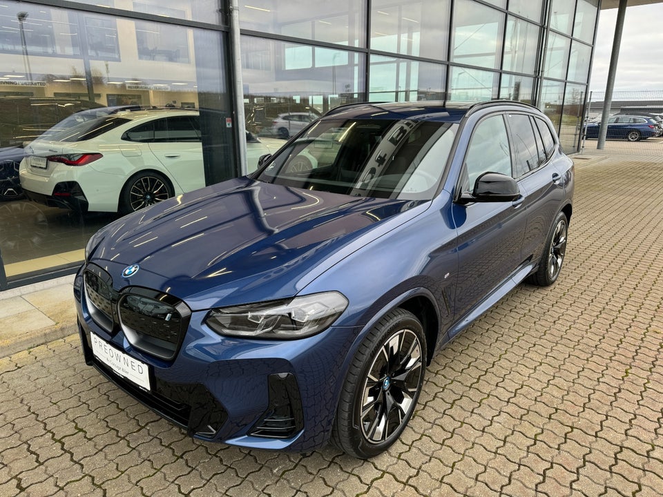 Brugt BMW iX3 Charged Plus M-Sport 5d - Bilbasen