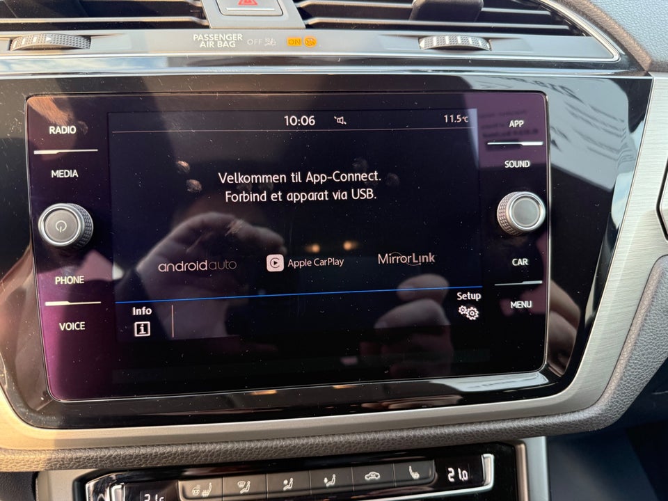 VW Touran 2,0 TDi 150 Comfortline DSG 7prs 5d