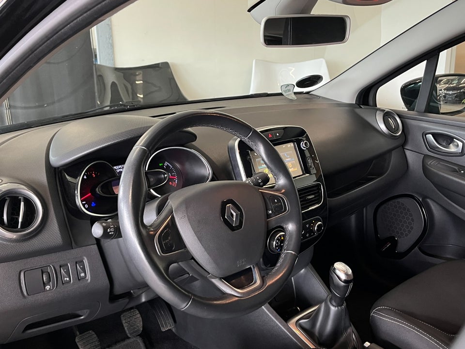 Renault Clio IV 1,5 dCi 90 Limited Sport Tourer 5d