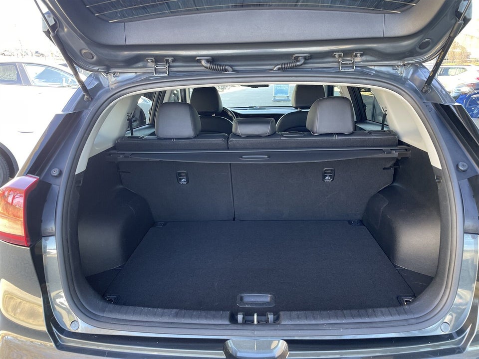 Kia e-Niro 64 Advance 5d