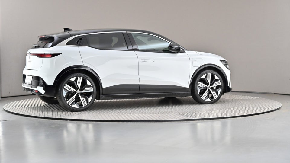 Renault Megane E-Tech 60 Iconic 5d