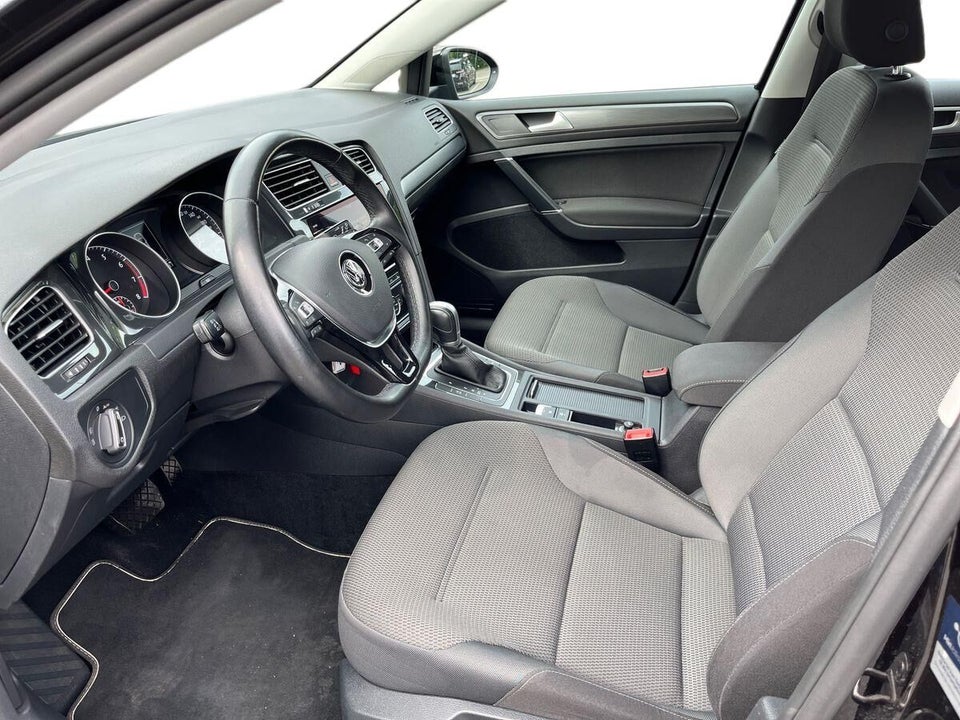 VW Golf VII 1,5 TSi 130 Comfortline DSG 5d