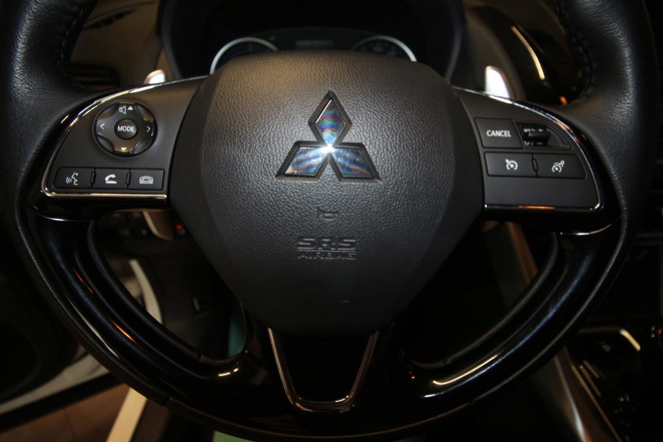 Mitsubishi Eclipse Cross 2,4 PHEV Intense CVT 4WD 5d