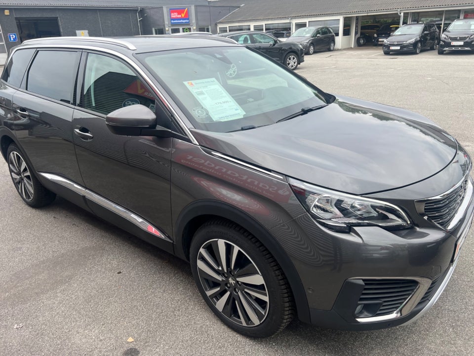 Peugeot 5008 1,6 BlueHDi 120 Allure 7prs 5d