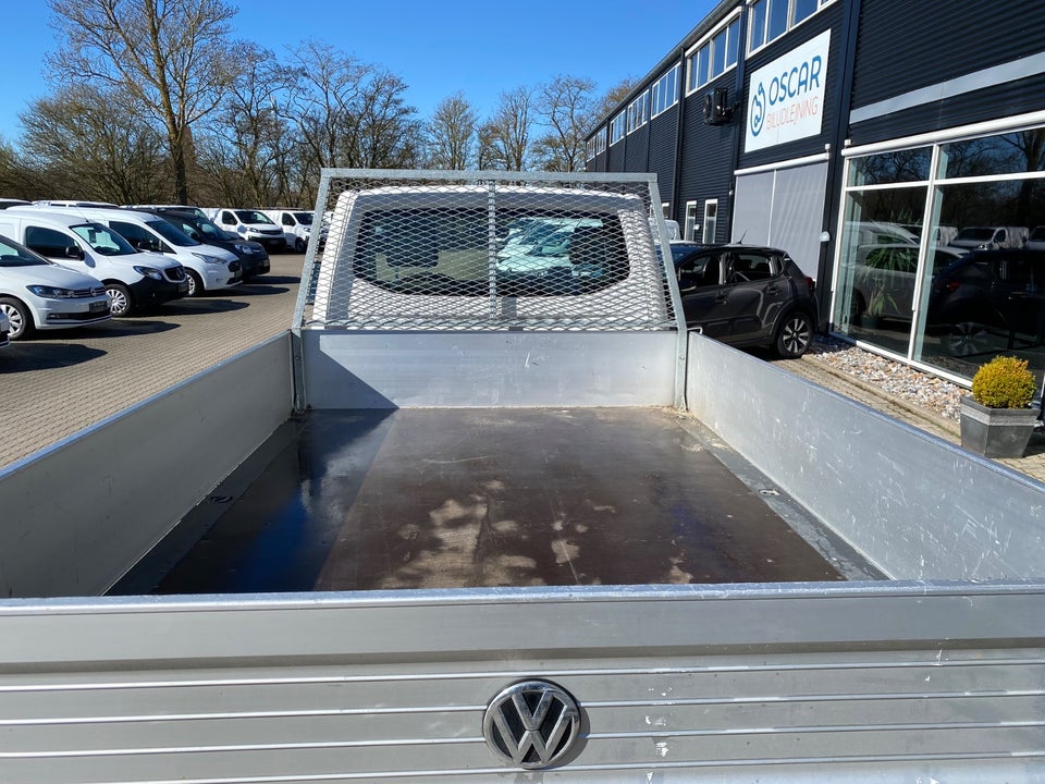 VW Transporter 2,0 TDi 102 Ladvogn lang 2d