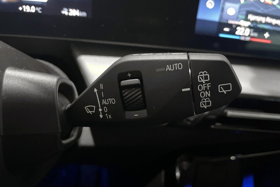 BMW iX1 xDrive30 X-Line 5d