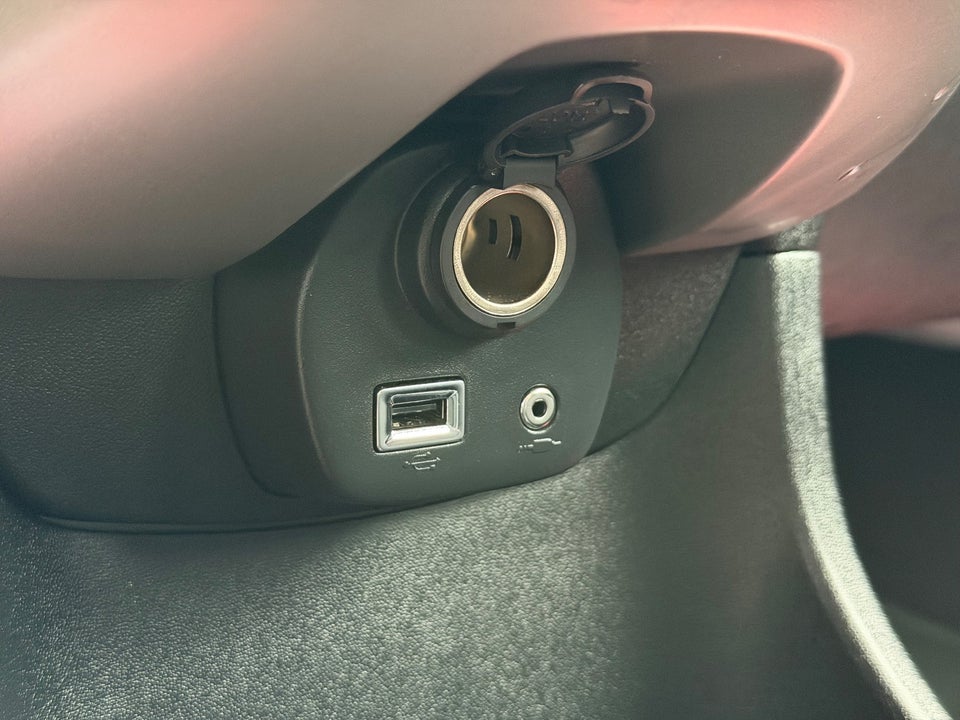 Citroën C1 1,2 PureTech Feel 5d