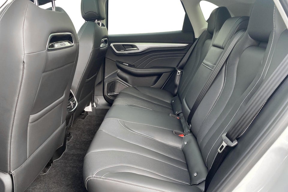 MG Marvel R Performance 5d