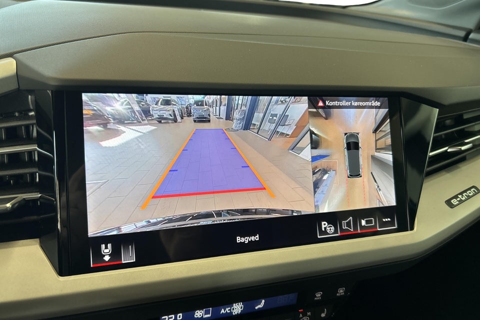 Audi Q4 e-tron 45 S-line 5d