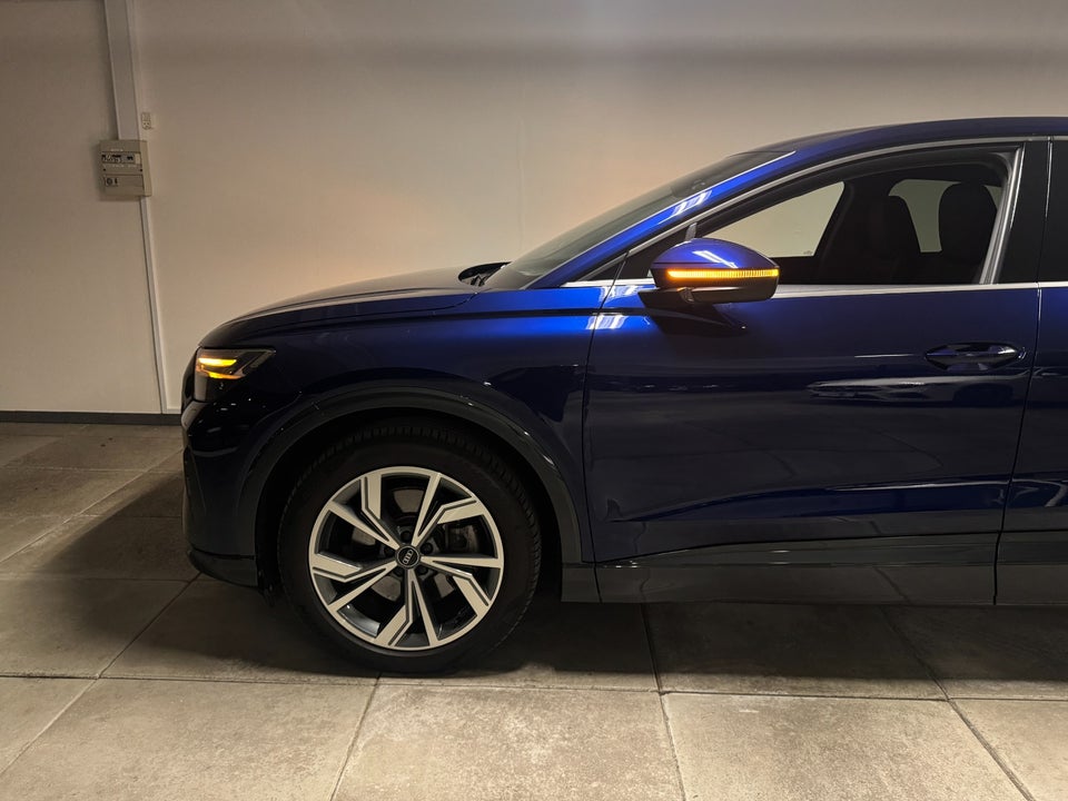Audi Q4 e-tron 40 Advanced Sportback 5d