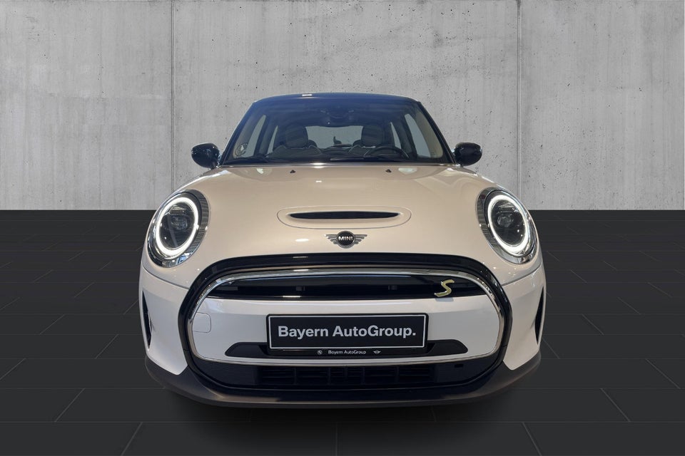 MINI Cooper SE Classic Trim 3d