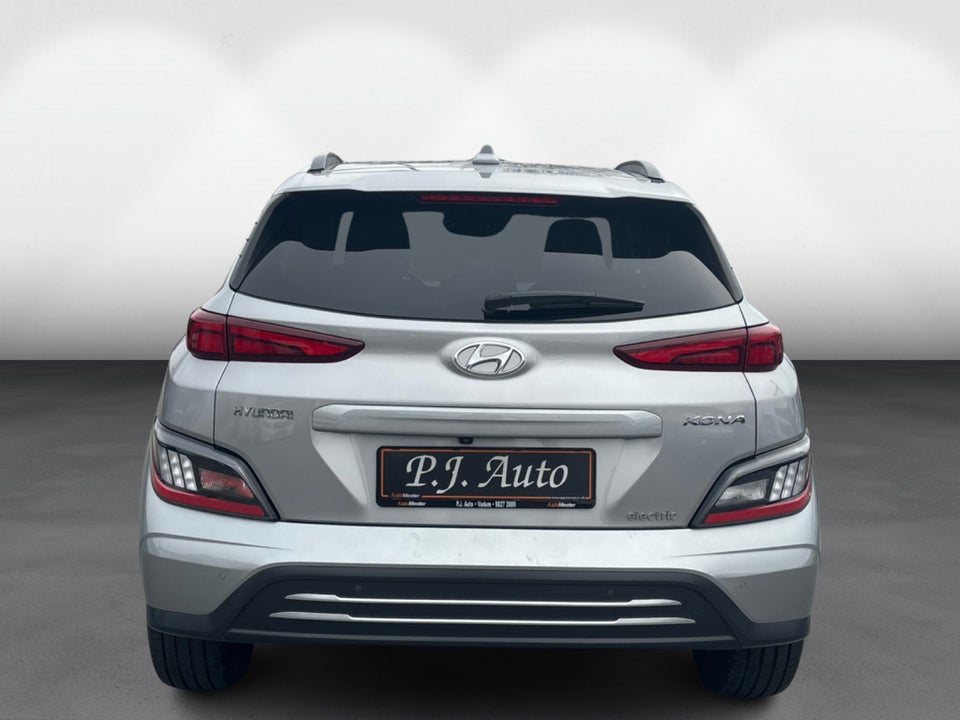 Hyundai Kona 64 EV Essential 5d