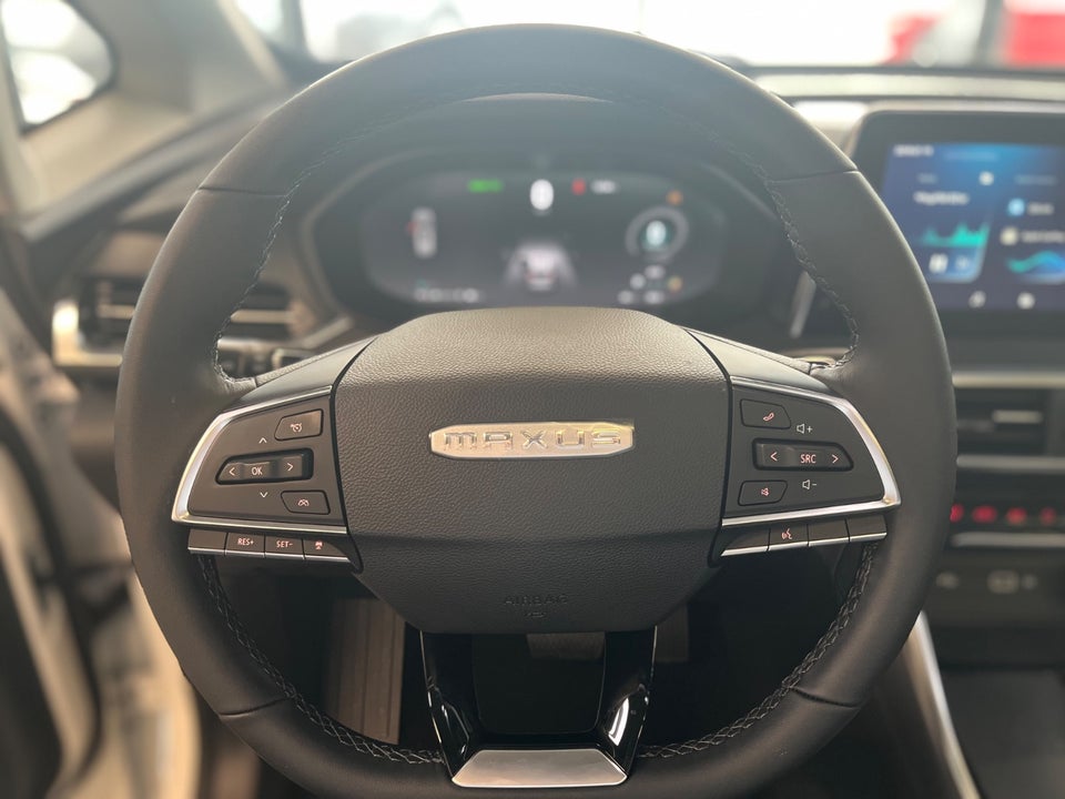 Maxus Euniq5 70 6prs 5d