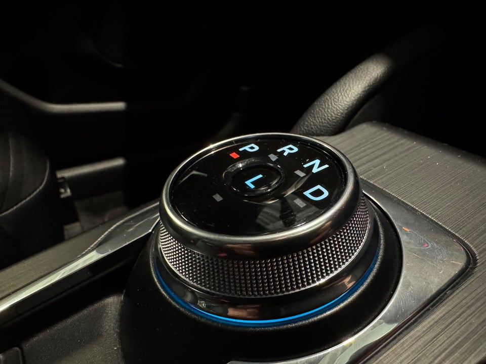 Ford Kuga 2,5 PHEV Titanium X CVT 5d