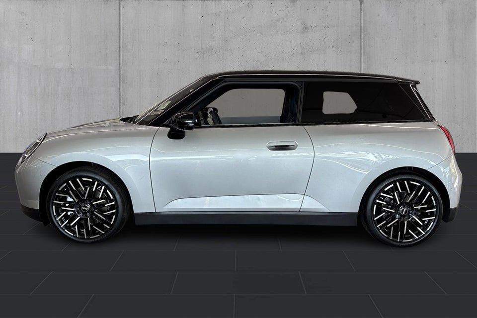 MINI Cooper SE Favoured Trim XL 3d