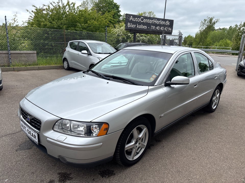 Volvo S60 2,4 140 aut. 4d