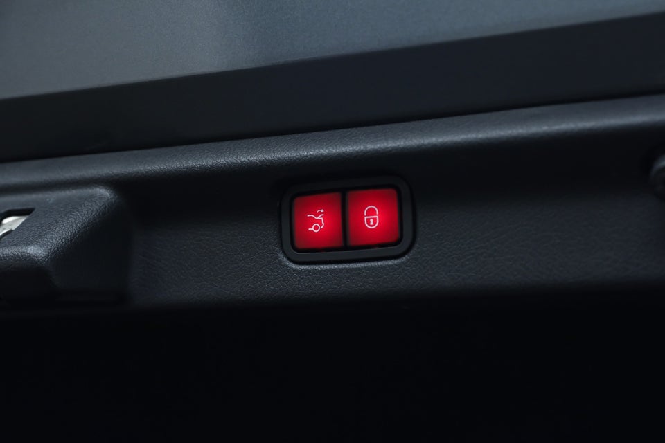 Mercedes EQE350 AMG Line 4d