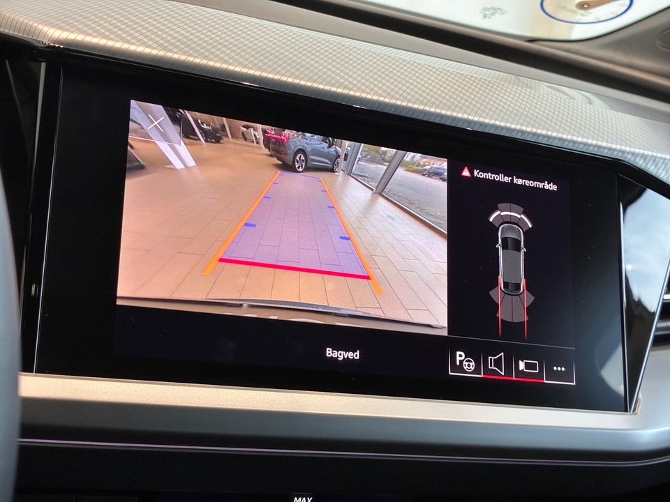 Audi Q4 e-tron 40 Attitude Sportback 5d