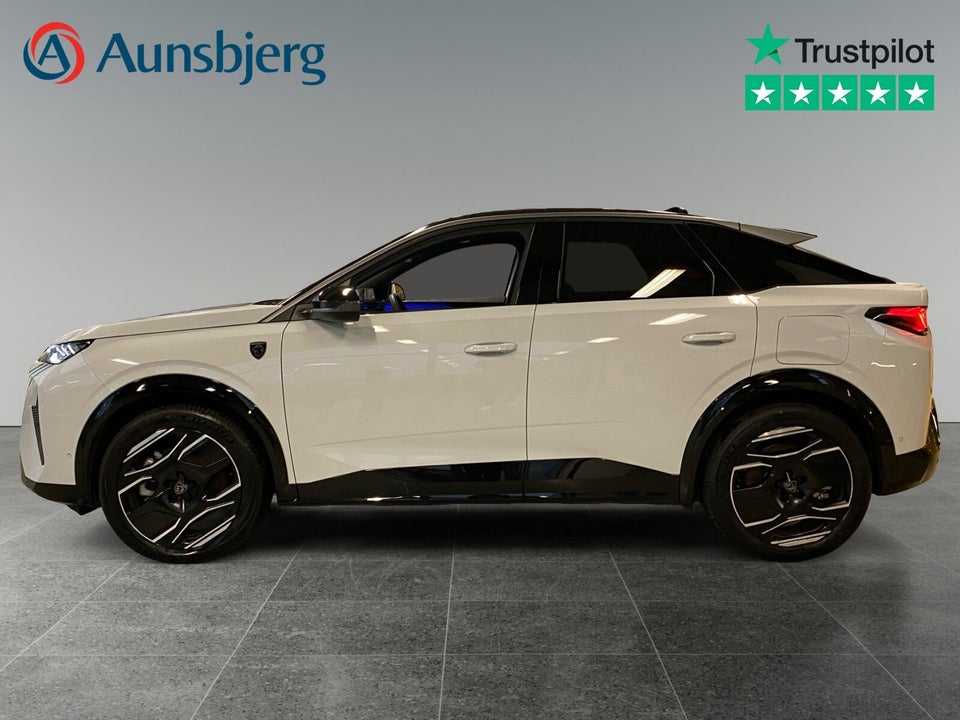 Peugeot e-3008 77 GT Pack 5d