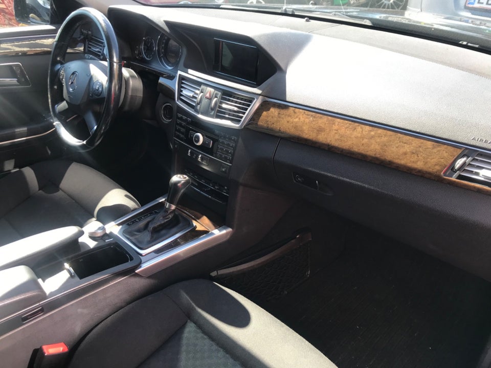 Mercedes E200 2,2 CDi Avantgarde stc. aut. BE 5d