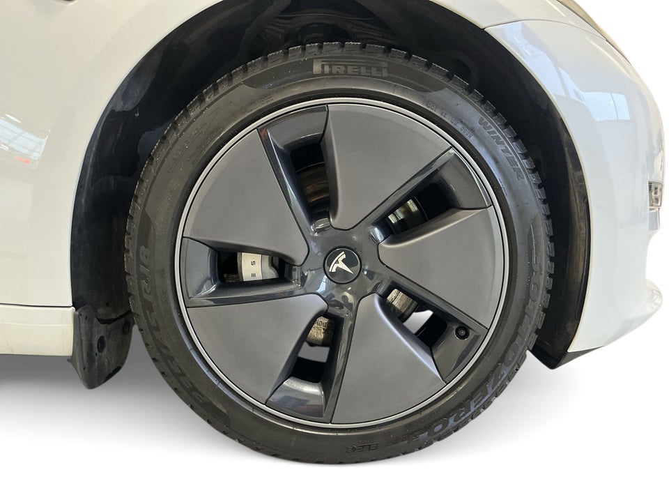 Tesla Model 3 Long Range RWD 4d