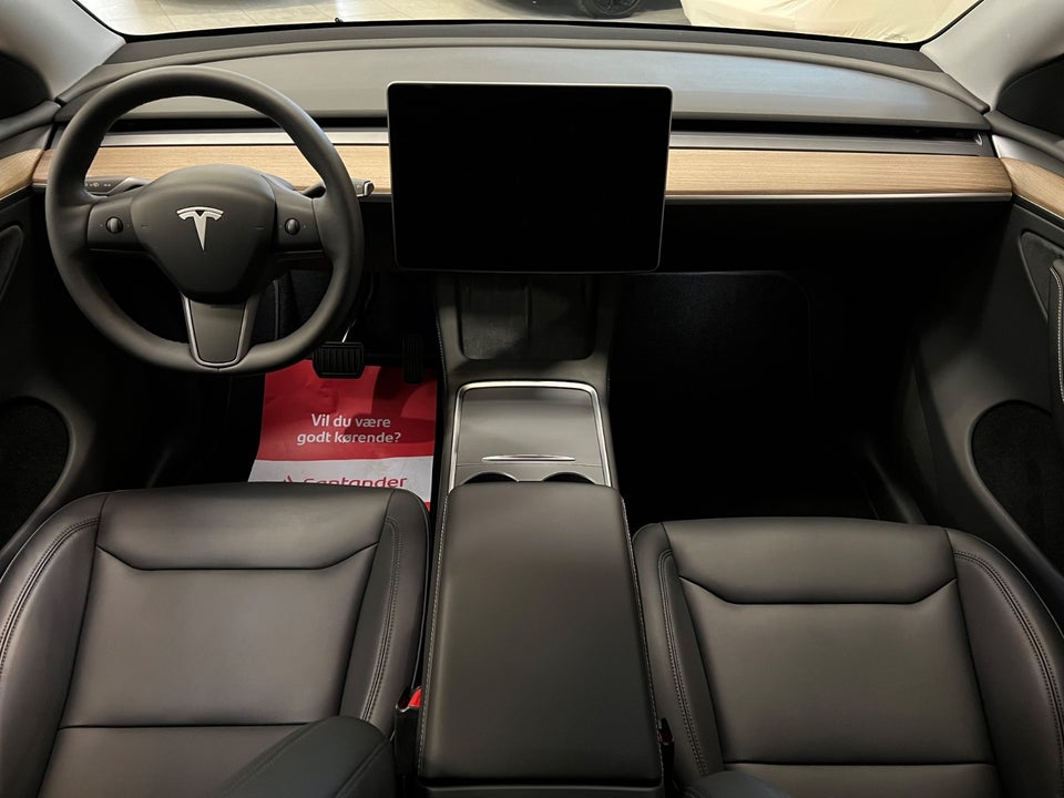 Tesla Model Y Long Range RWD 5d