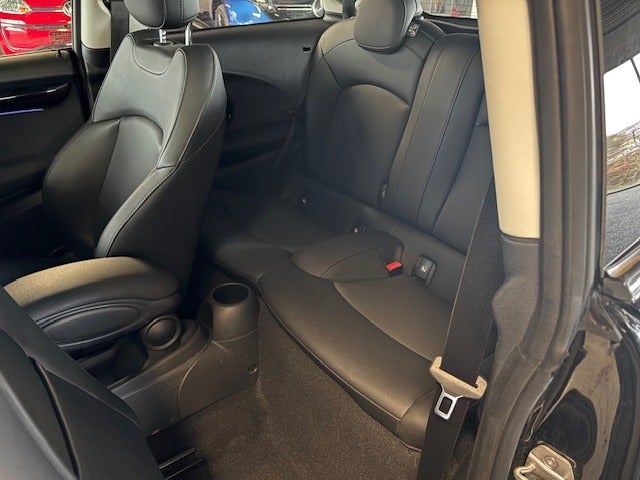 MINI Cooper SE Edition Premium Plus 3d