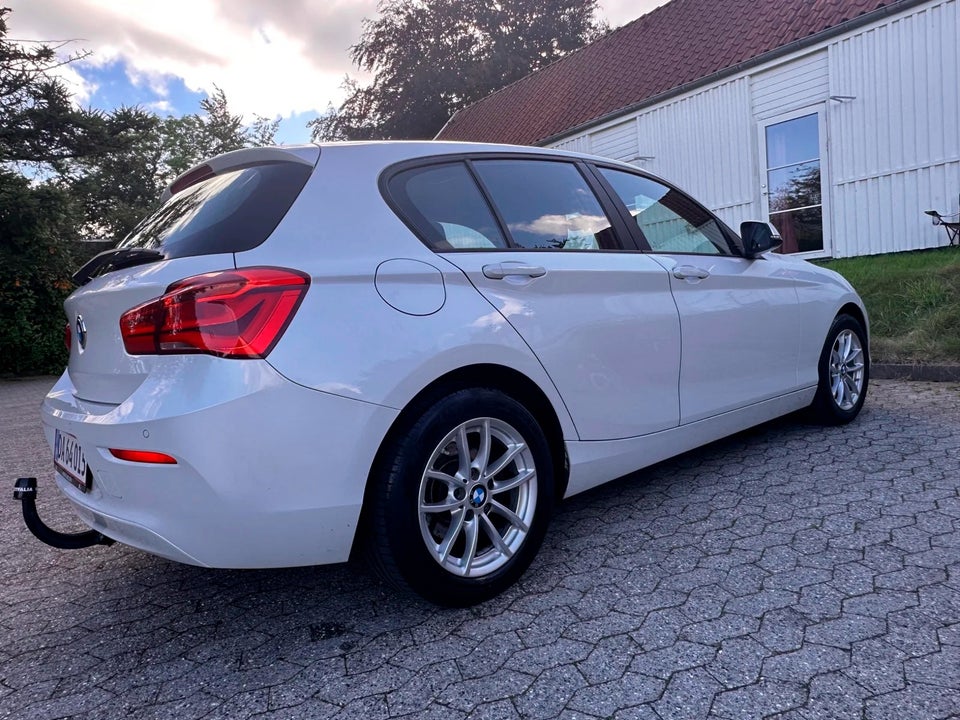 BMW 118d 2,0 Connected aut. 5d