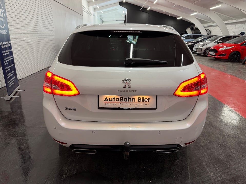 Peugeot 308 1,6 BlueHDi 120 Style Sky SW 5d