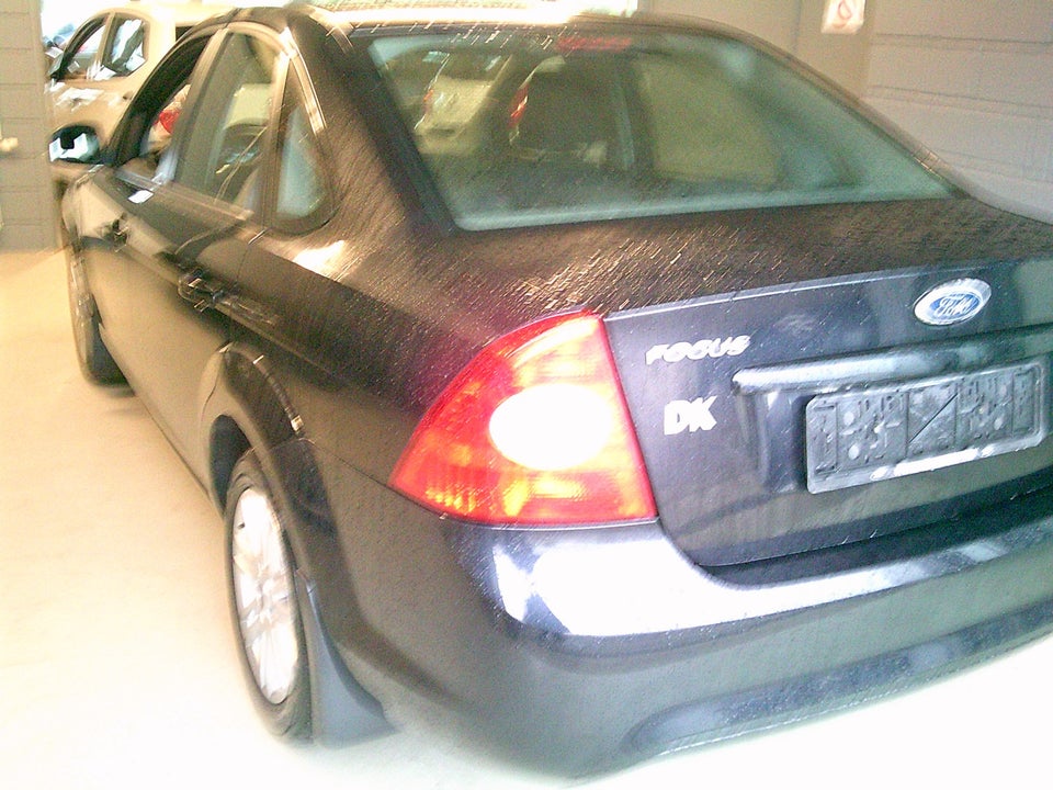 Ford Focus 1,6 Ghia Collection 4d