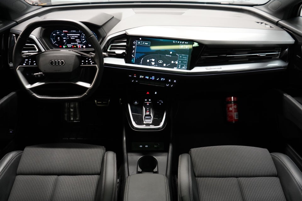 Audi Q4 e-tron 45 S-line 5d