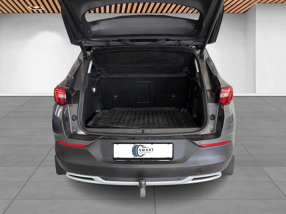 Opel Grandland X 1,6 Hybrid Ultimate aut. 5d