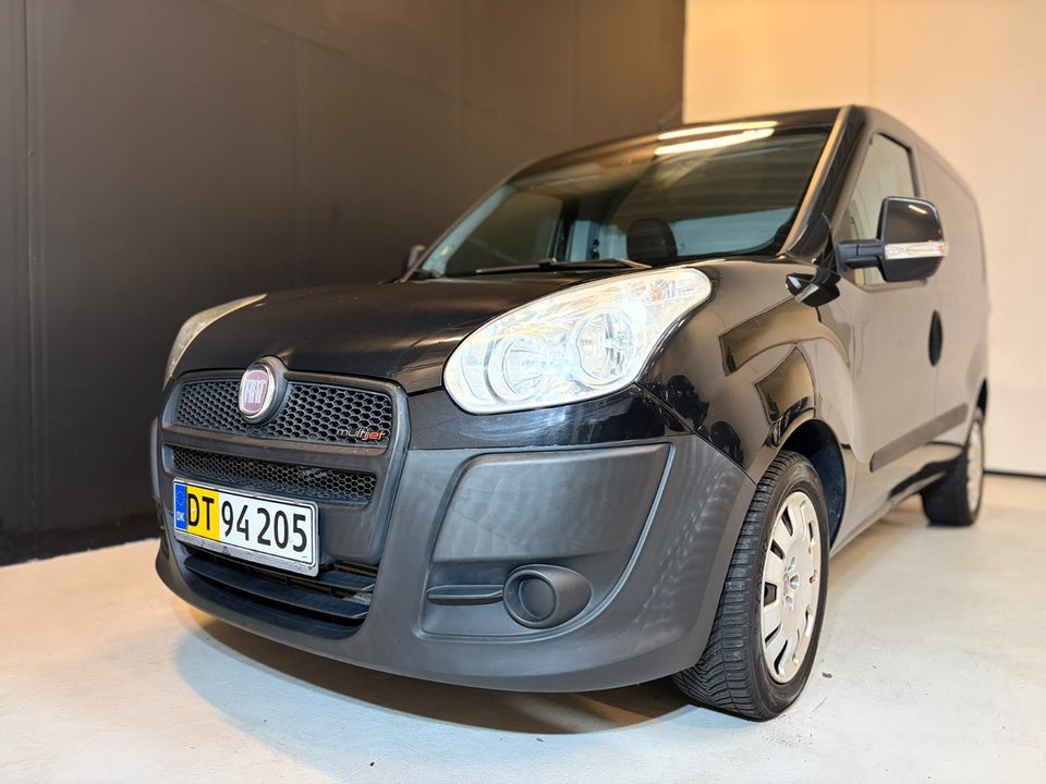 Fiat Doblò Cargo 1,6 MJT Elegant L1 4d