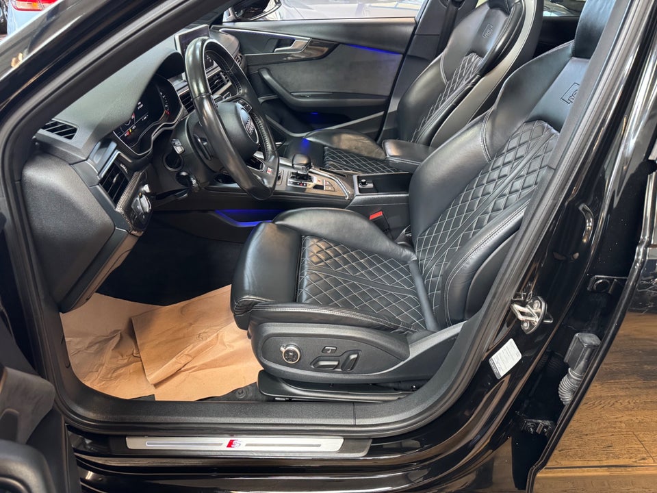 Audi S4 3,0 TFSi Avant quattro Tiptr. 5d