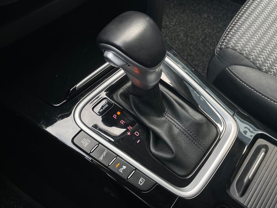 Kia Ceed 1,6 PHEV Prestige SW DCT 5d