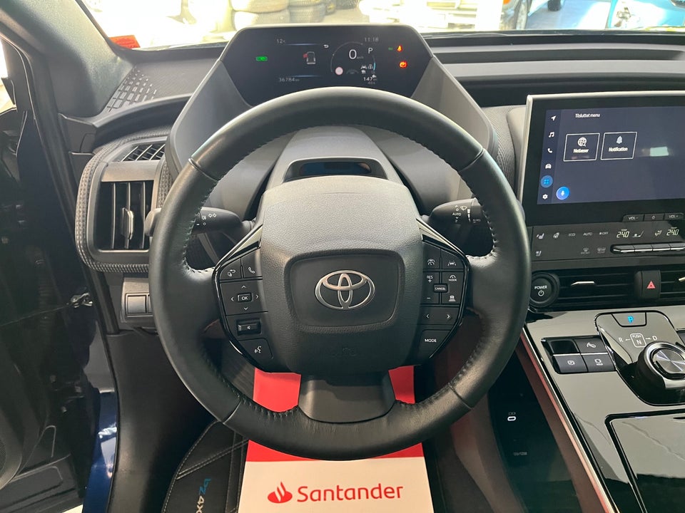 Toyota bZ4X Executive 5d
