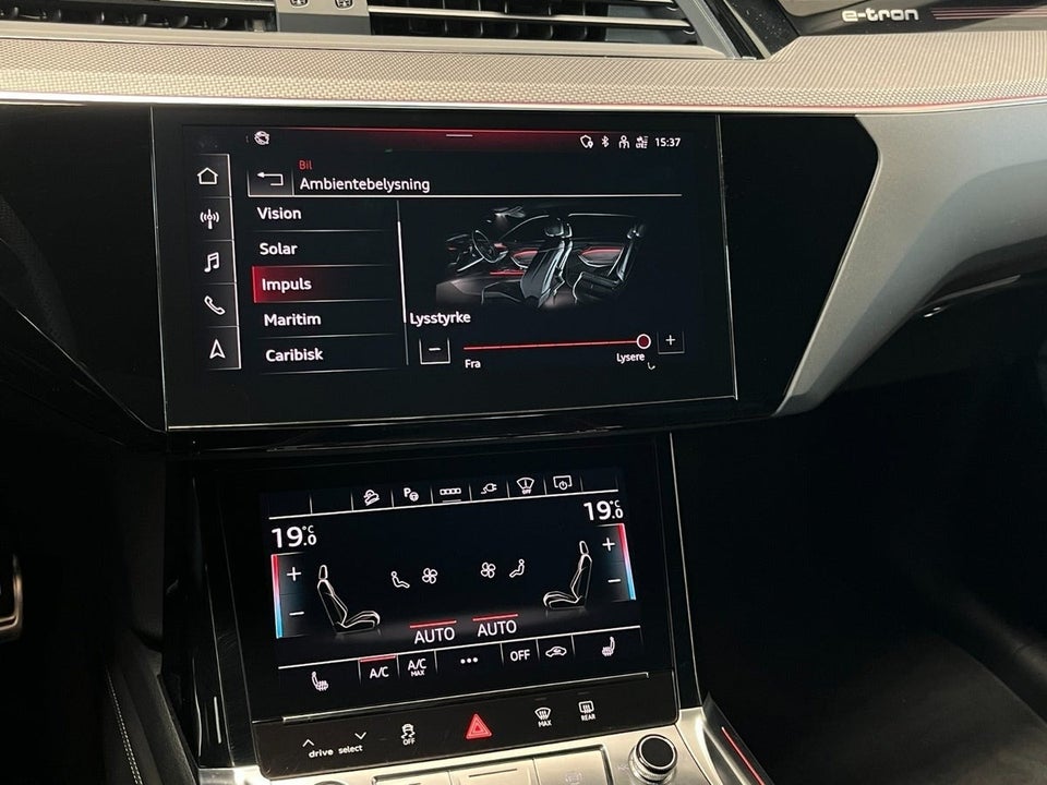 Audi Q8 e-tron 55 S-line Sportback quattro 5d