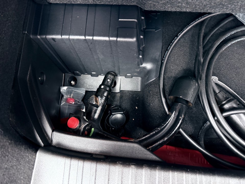 Renault Captur 1,6 E-Tech Intens 5d