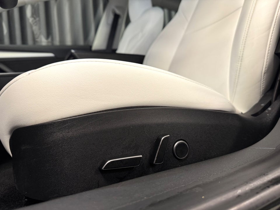 Tesla Model 3 Long Range AWD 4d