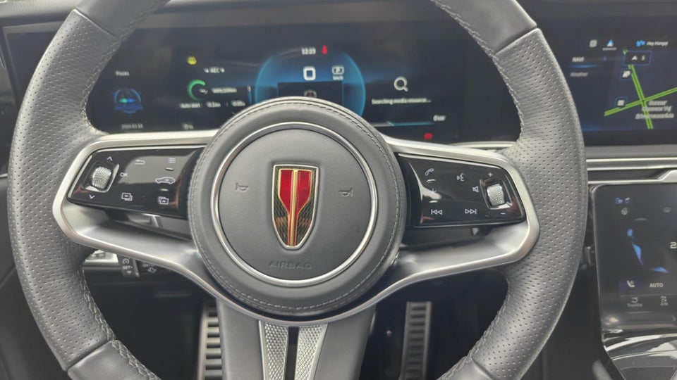 Hongqi E-HS9 99 Premium 5d