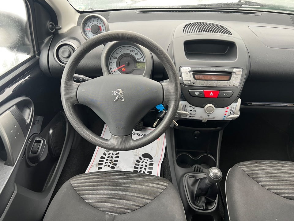 Peugeot 107 1,0 Active 5d