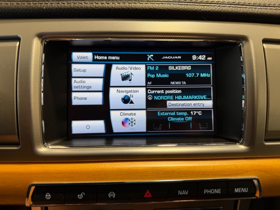 Jaguar XF 2,2 D 163 Luxury aut. 4d