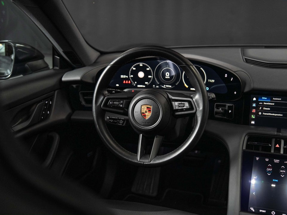 Porsche Taycan Sport Turismo 5d